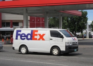 FedEx y Facebook se desploman y ponen en alerta a los inversores sobre la economía y las tecnológicas