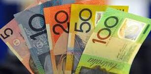 Australian dollar ignores ratings downgrade