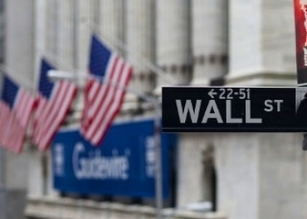 Wall Street rallies on strength of tech stocks