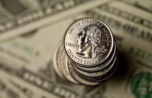 El dólar estadounidense aguarda a las declaraciones de Jerome Powell cerca de mínimos de tres meses