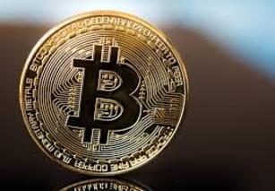 Bitcoin breaks through $7000